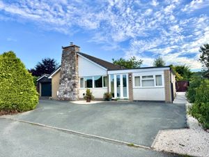 Photo 1- click for photo gallery